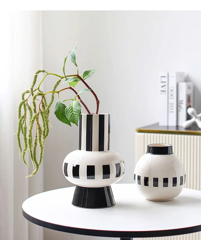 Nordic Ins Black and White Ceramic Vase Ornaments Living Room Bedroom Flower Arrangement Art Vases Home Decoration Accessories