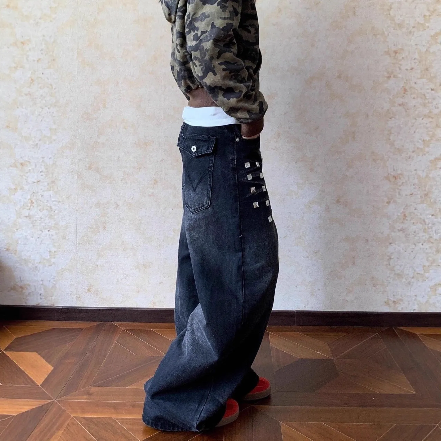 Pantalon en jean pour femme YKJDYK, coupe droite, délavé vintage, patchwork en denim avec embellissement par clous, style streetwear rétro américain