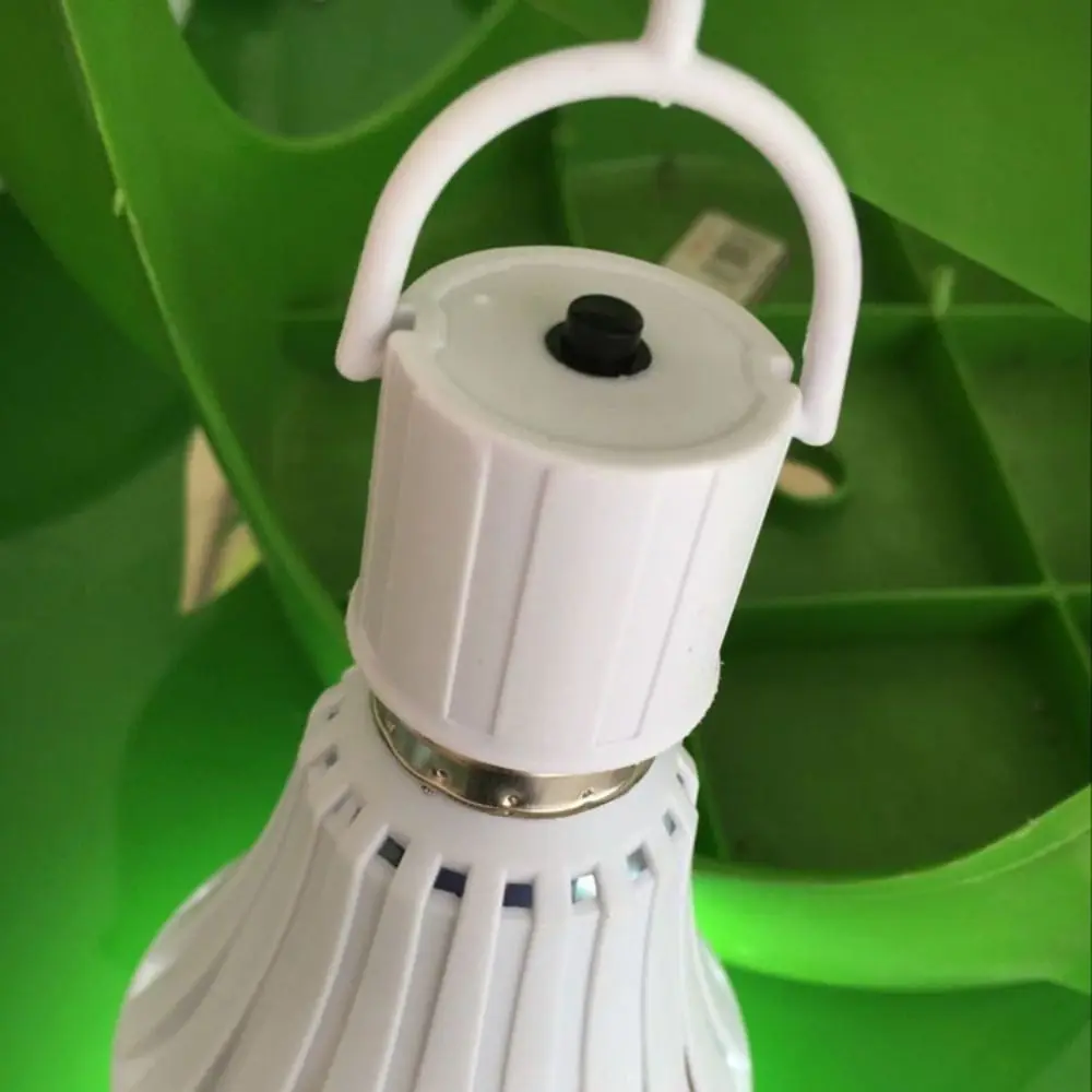Outdoor With Switch On/Off For Emergency Light Bulb Lamp Socket Light Base Screw Lamp Holder E27 Hook Holder lamp bulb holder,lamp holder,lamp base,lamp socket extender,lamp socket adapter