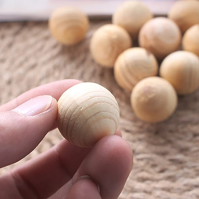 Új 5Db Camphor Fa Lepkék Golyók Rovar Természetes Cédrusgömb Károsító Csótányok Vezérlő Penész Szekrény Ruhák Fiók Hibátriasztó - Image 3