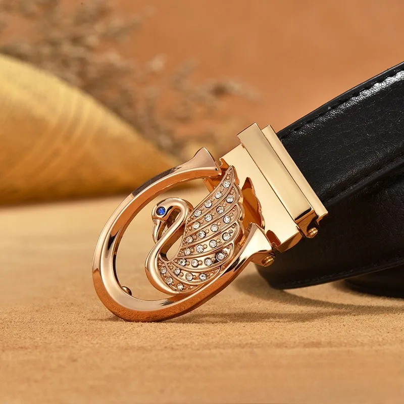 Smooth Buckle Genuine Leather Belt for Women - Thin Cowhide Waistband with Minimalist Plate Buckle, Versatile Korean Style