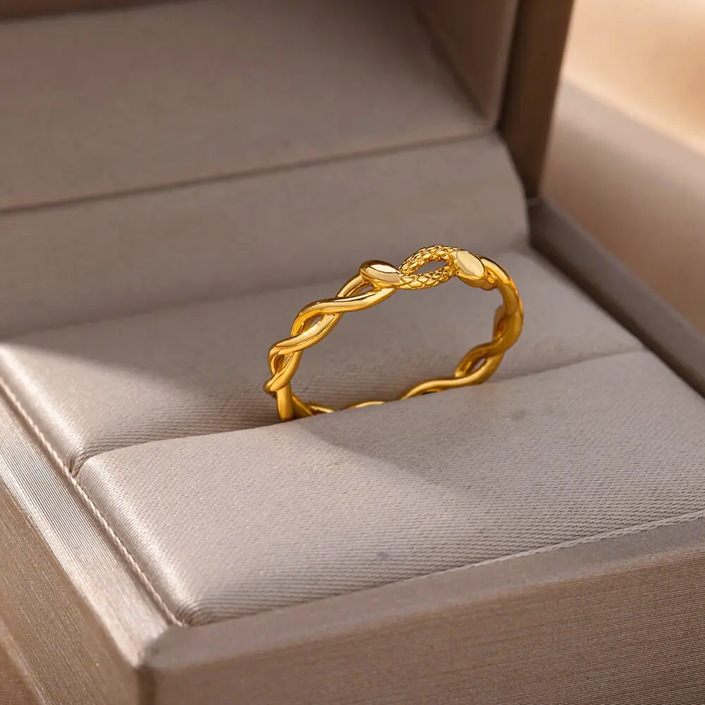 Vintage Twist Ring Stainless Steel Gold