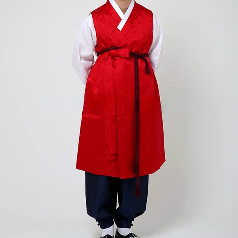 Рисунок 2 - Мужской свадебный костюм для ж