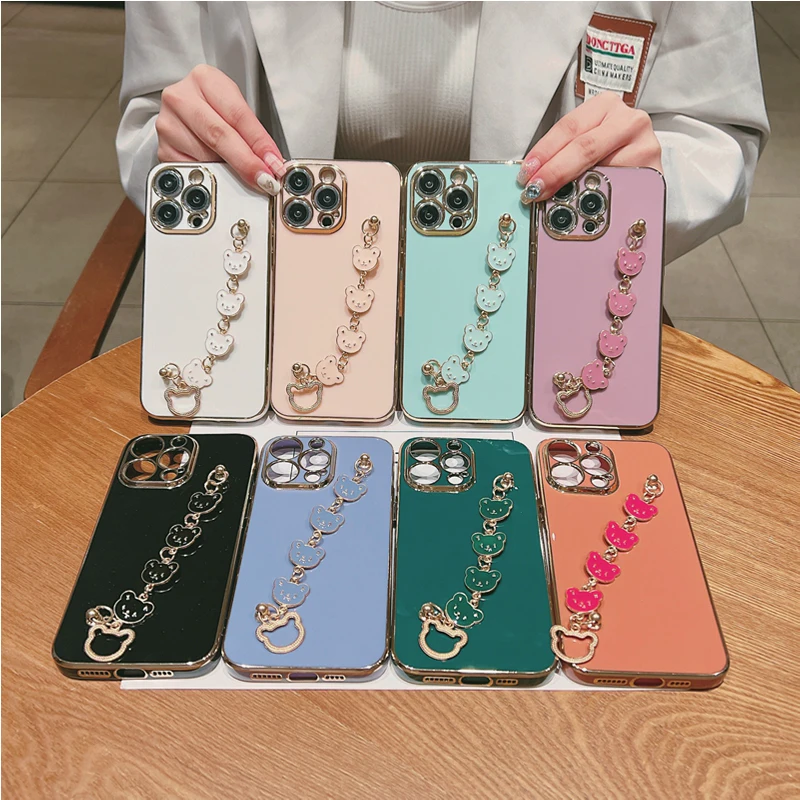Coque de téléphone plaquée avec support de Bracelet ours, étui avec chaîne de poignet pour Xiaomi Note 11 8 12 10 Pro Max 8T 11s 7 Redmi 9 9A 9T 9C_voghion.com