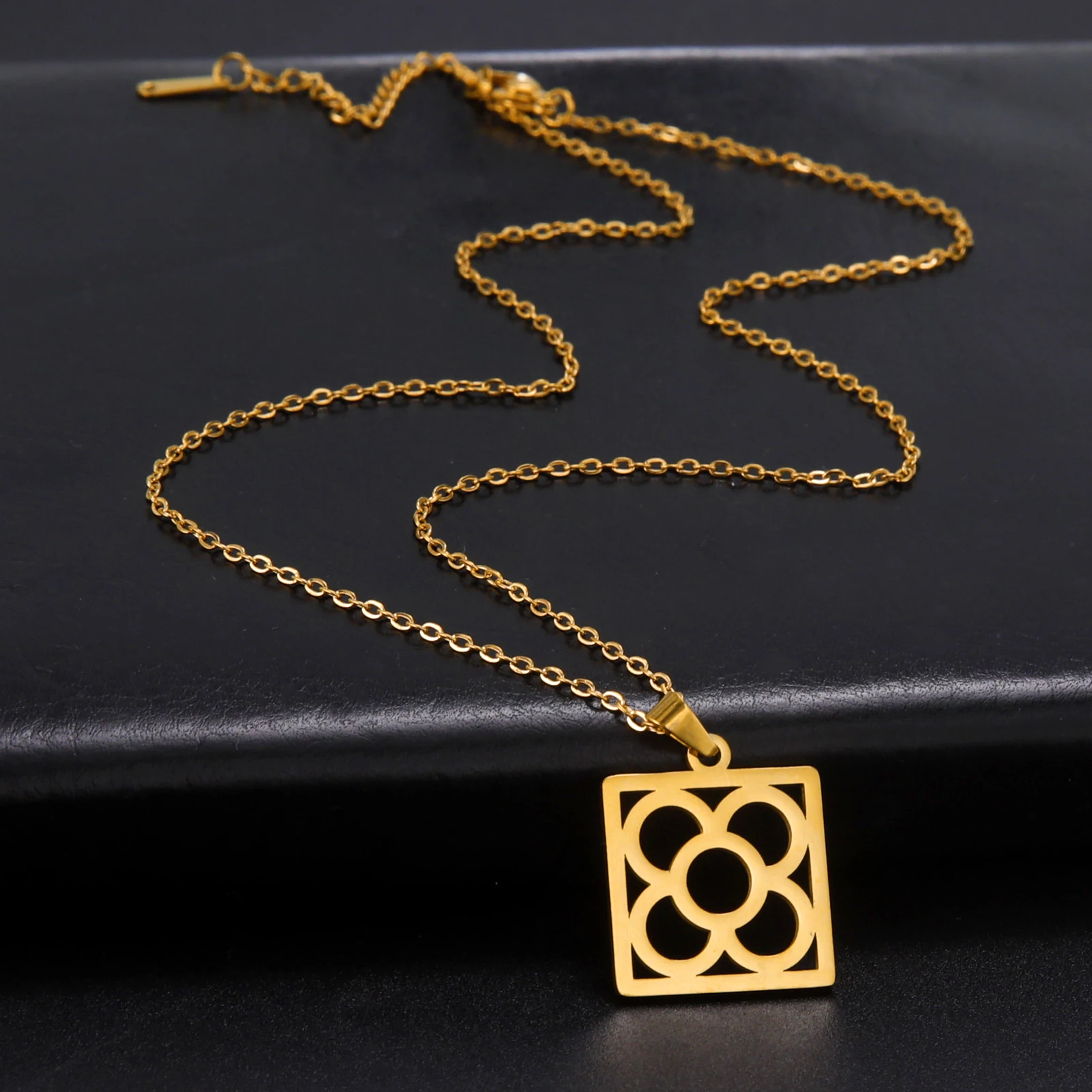 Kkjoy Collana Con Ciondolo Fiori Gemelli In Acciaio Inox - Gioiello Regalo Per Donna, 60cm, Antiallergico - 4