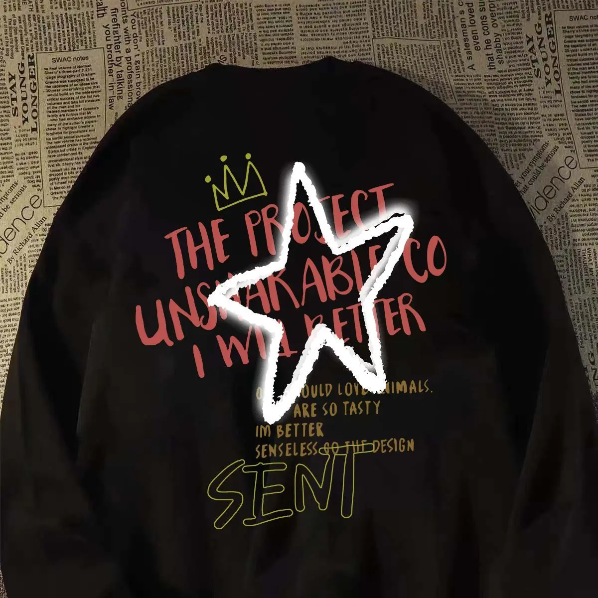 

American retro graffiti star printed round neck sweatshirt for men and women in autumn and winter loose couple style ins jacket