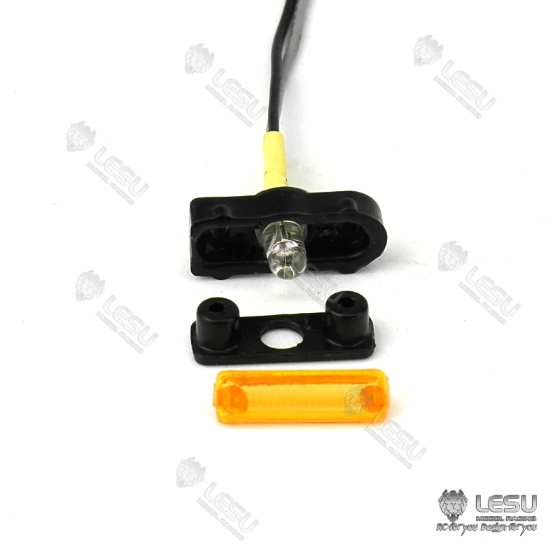 LESU Seitenschweller-LED-Lampe für 1/14 DIY Tamiya Traktor-LKW-Anhänger-Modell Outdoor-Spielzeugmodell