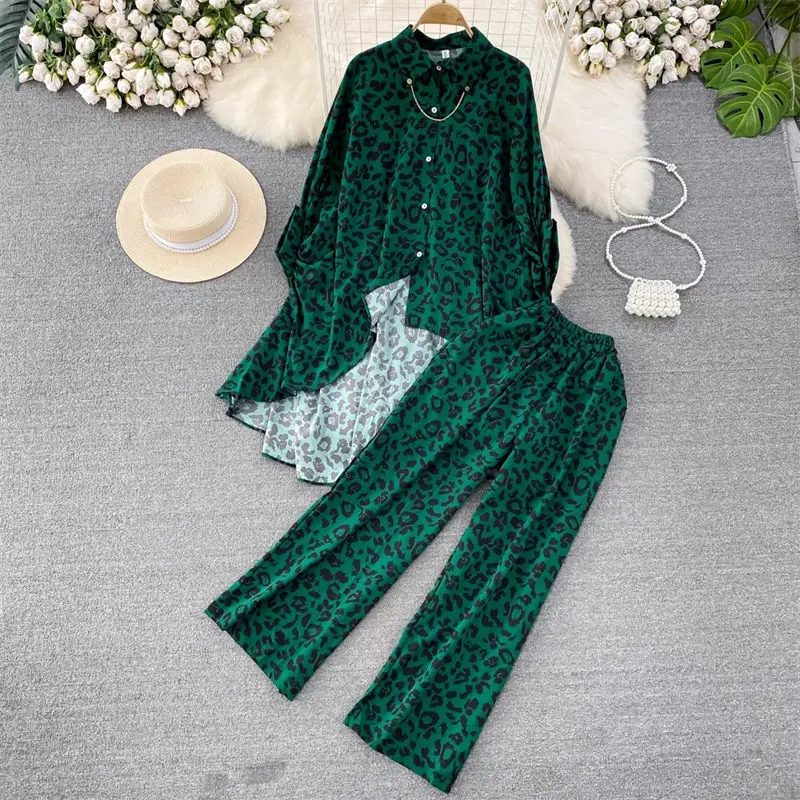 

Модные костюмы для женщин, корейский стиль, рукав летучая мышь, свободная Асимметричная однобортная рубашка с леопардовым узором, комплект из двух предметов, брюки, наряды Z1651