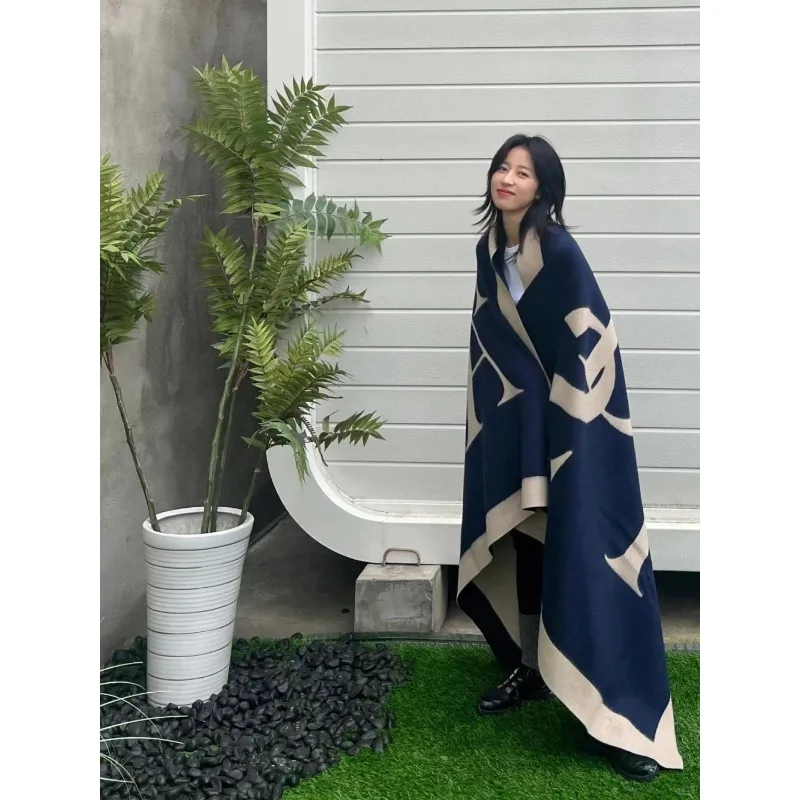 Ins Pure Cashmere Sheep Outdoor Cloak Blanket Woven Jacquard Blanket Knitted Blanket Merino Wool Blanket Cover Blanket