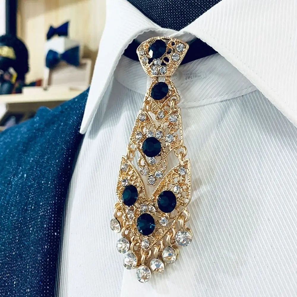 

Wedding Tie English Gentleman Style Unisex Diamond Metal Rhinestone Necktie Men Ties Business Ties Women Necktie