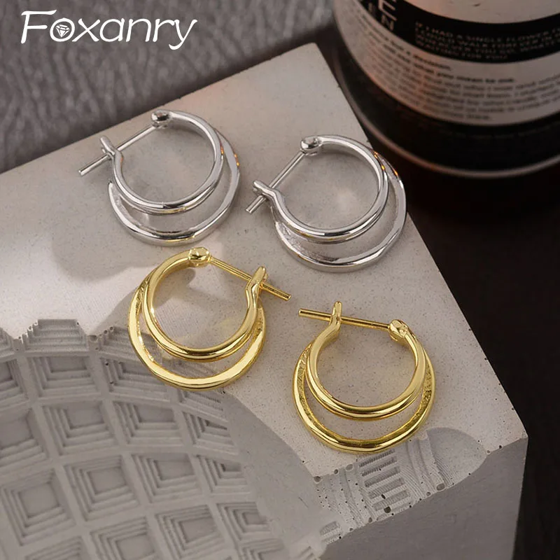 Foxanry 예방 알레르기 실버 컬러 스터드 귀걸이 여성 커플 새로운 패션 간단한 중공 라운드 기하학적 파티 보석 선물