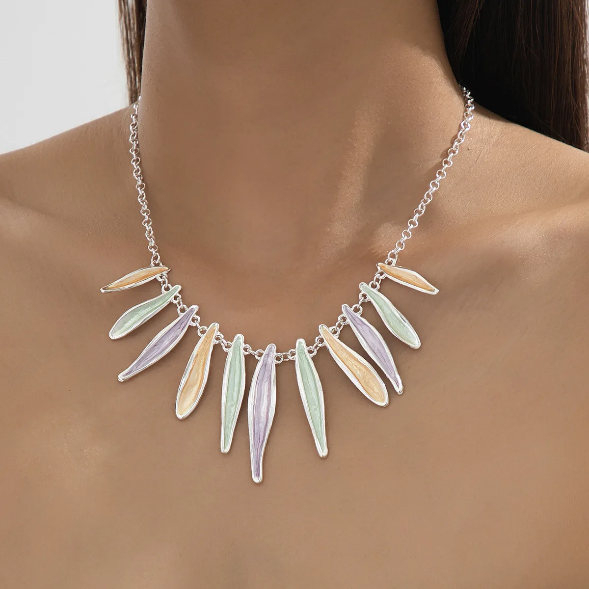 שרשרת גיאומטרית לנשים ובנות פשוטה בצורה בלתי סדירה עם טיפות שמן שרשרת קלביקולה מתנה למסיבת חגיגה תכשיטי אופנה BN010