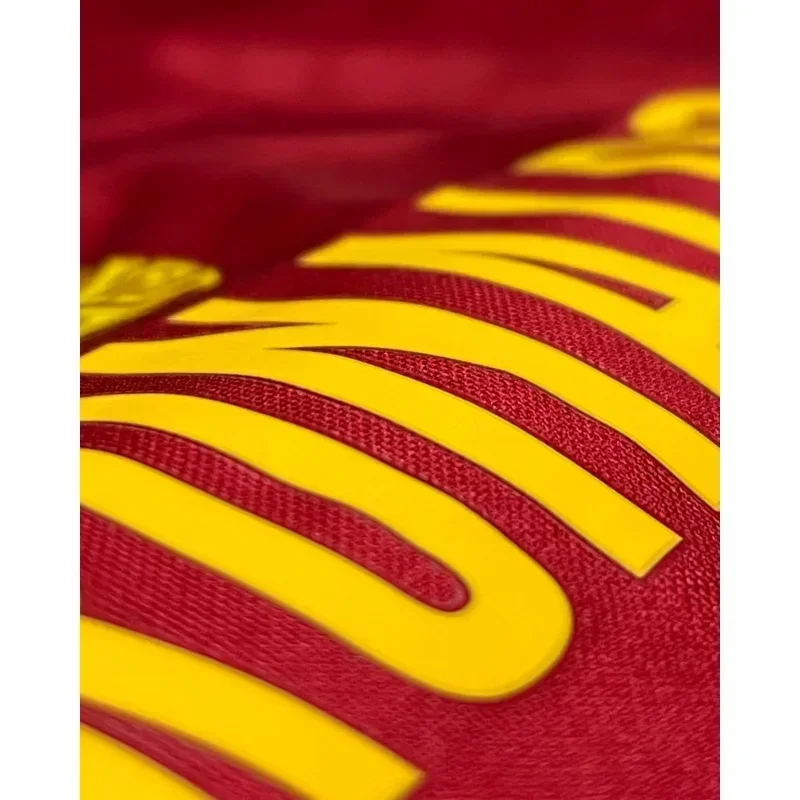 Рисунок 2 - Футбольные рубашки