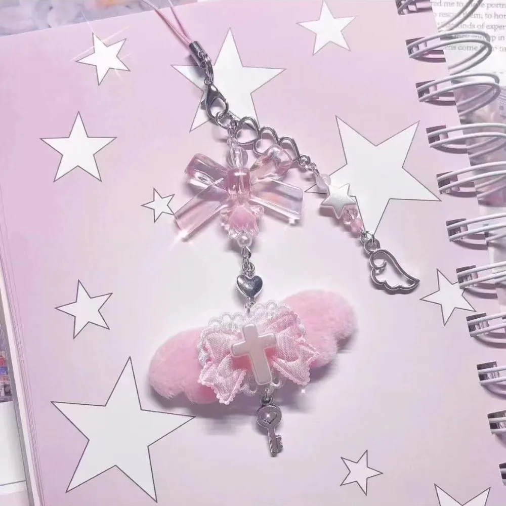 Bow and wings pendant phone chain detail