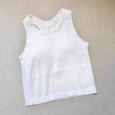 BX646 White