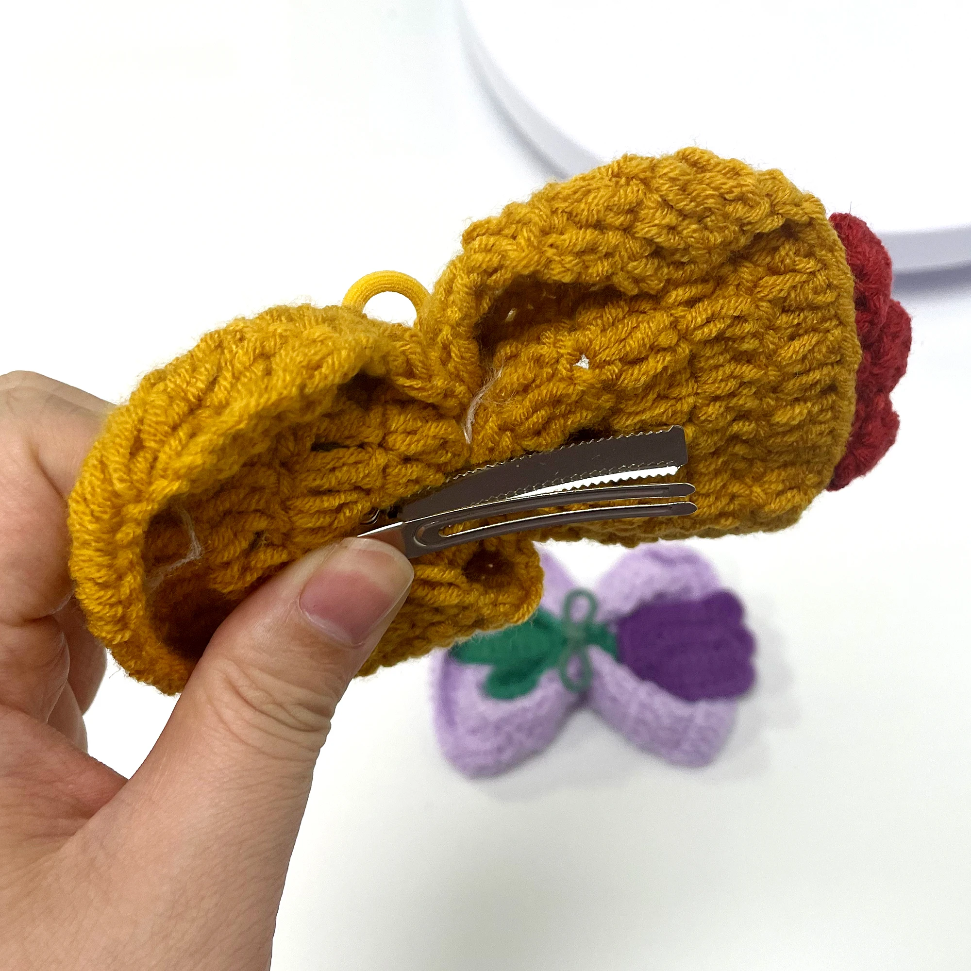 Рисунок 6 - Новинка розовые заколки ручной