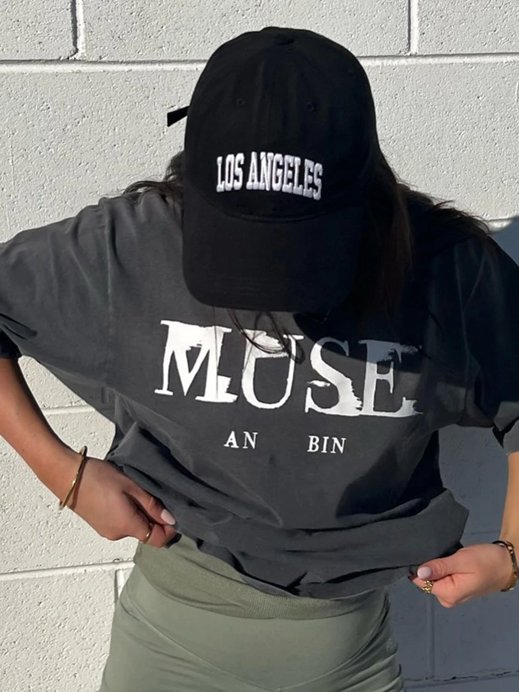 

Футболка женская с круглым вырезом и коротким рукавом, свободного покроя