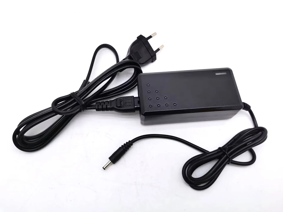 充電器 電動スクーターバッテリー充電器,スペアパーツ,42v,1.5a,100