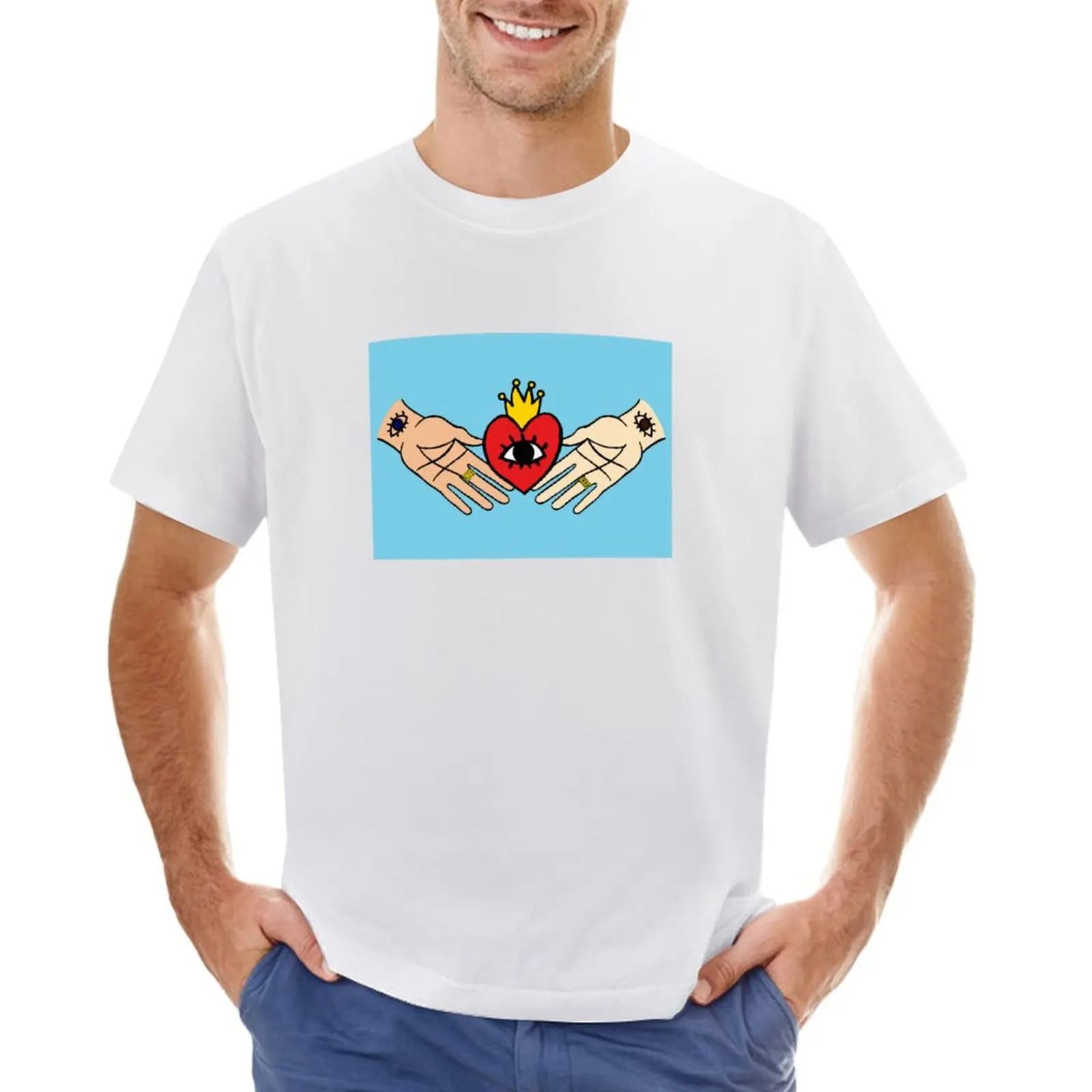 Claddagh Ring Ispirato Arte Digitale Con Sfondo Blu T-Shirt Sport Fans Ragazzi Bianchi Felpe, Uomini