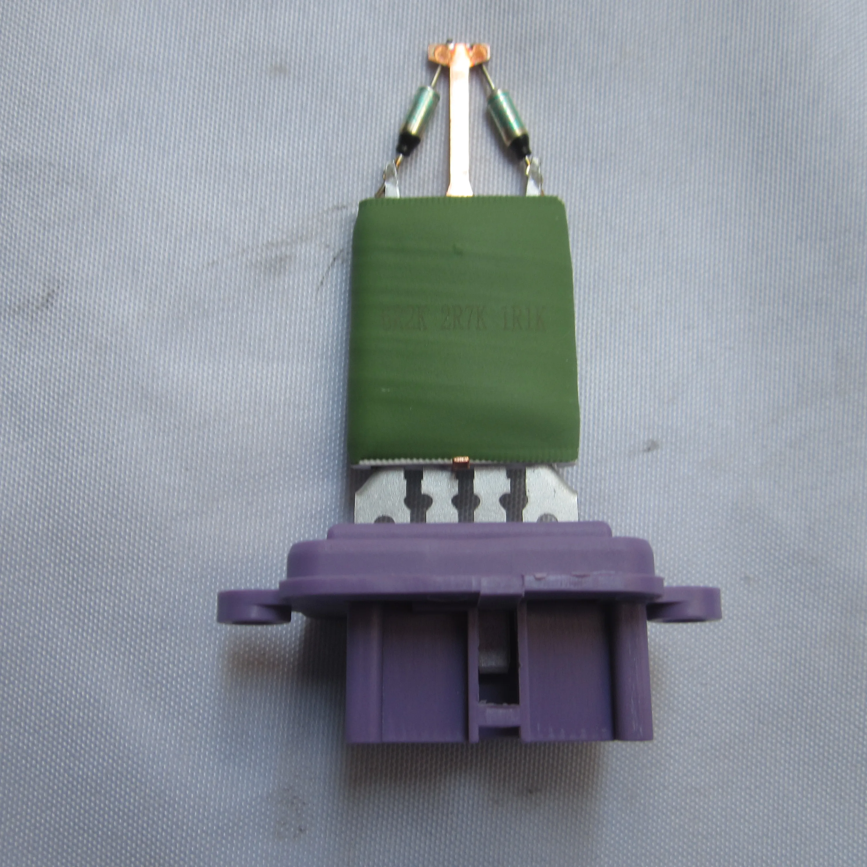 Auto AC Heater blower motor resistor for IVECO STRALIS A5150030 42538440 F3BE0681E F3BE0681A F3BE3681B 42553955 6R2K 2P7K 1R1K