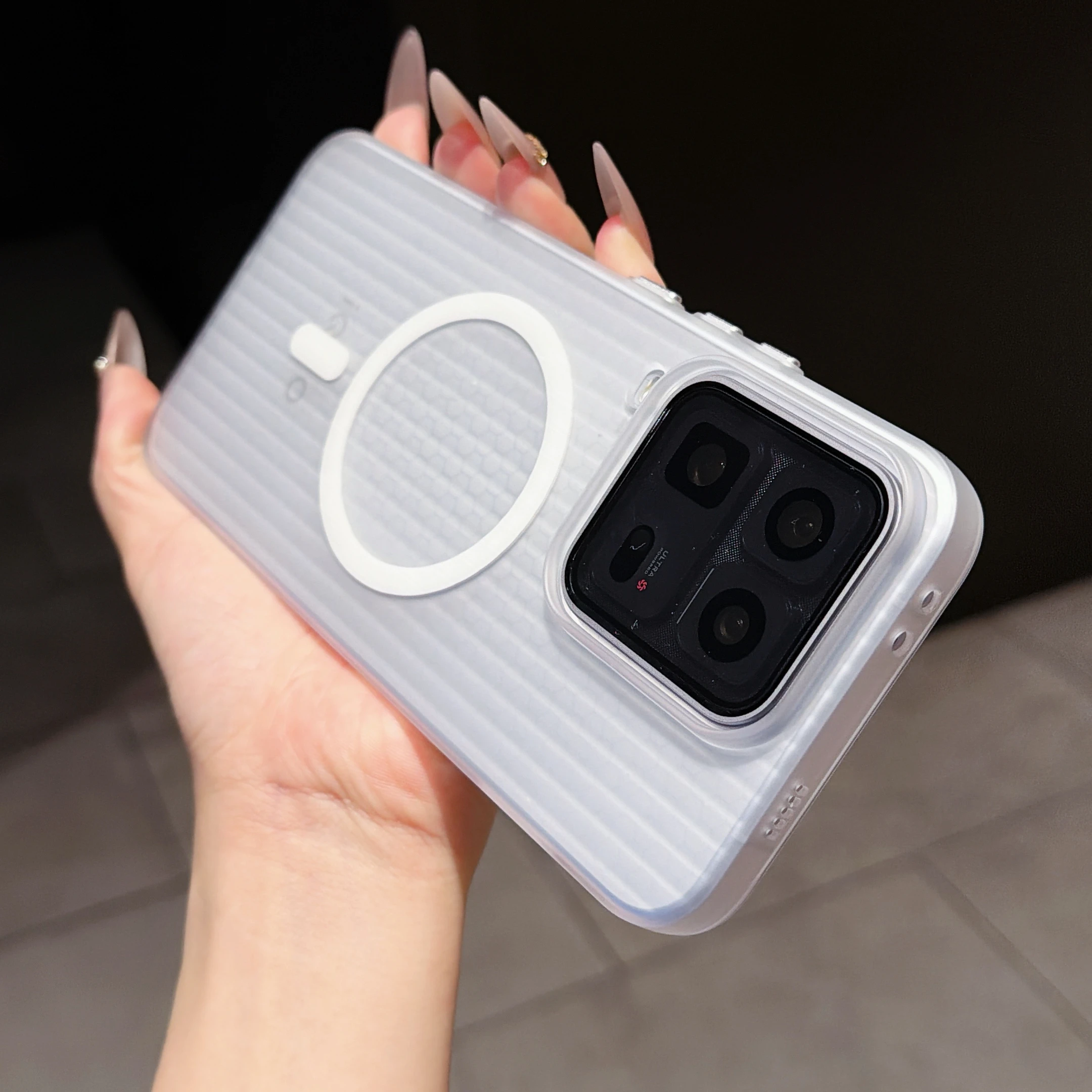 Ice Mist Corrugated Magnetic Suction Shockproof Phone Case - Simple, Lightweight, and Non-Slip Cover