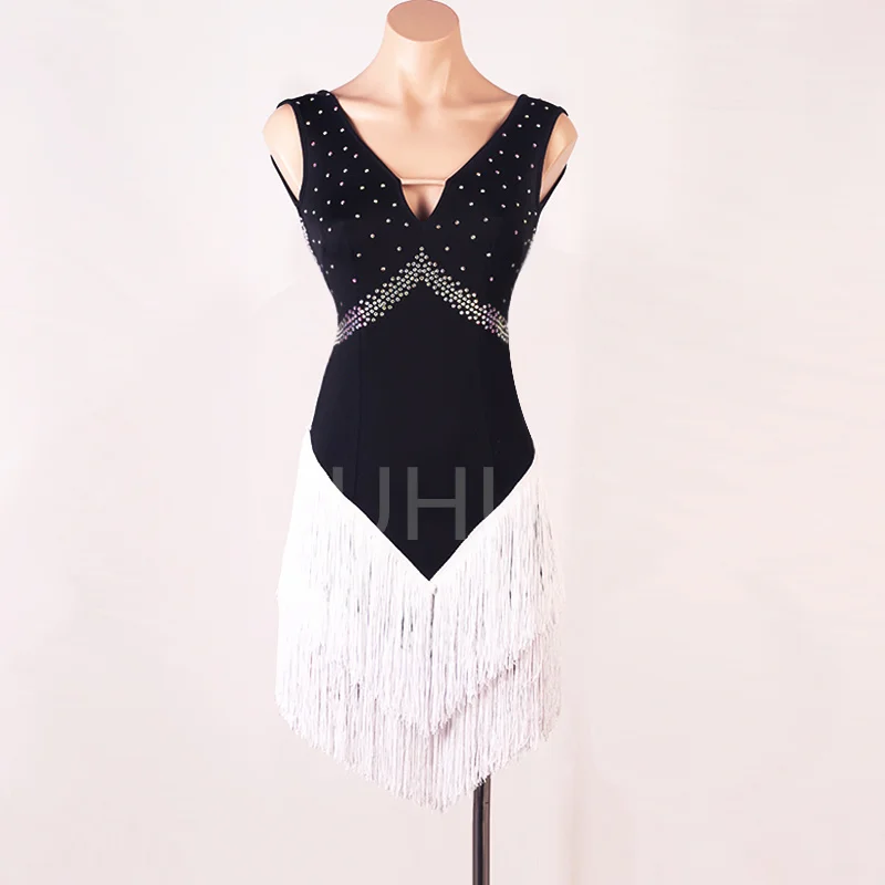 

Women’s Bevelled White Fringe Sexy Latin Dance Gown White Black Patchwork Dress Ballroom Dress
