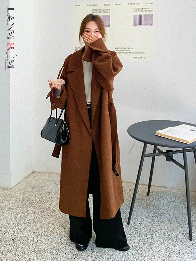 

LANMREM 2023 Winter Corduroy Coat Women Notched Collar Long Sleeves Woolen Coat With Belt Fashion Streetwear Clothes 2DA2133