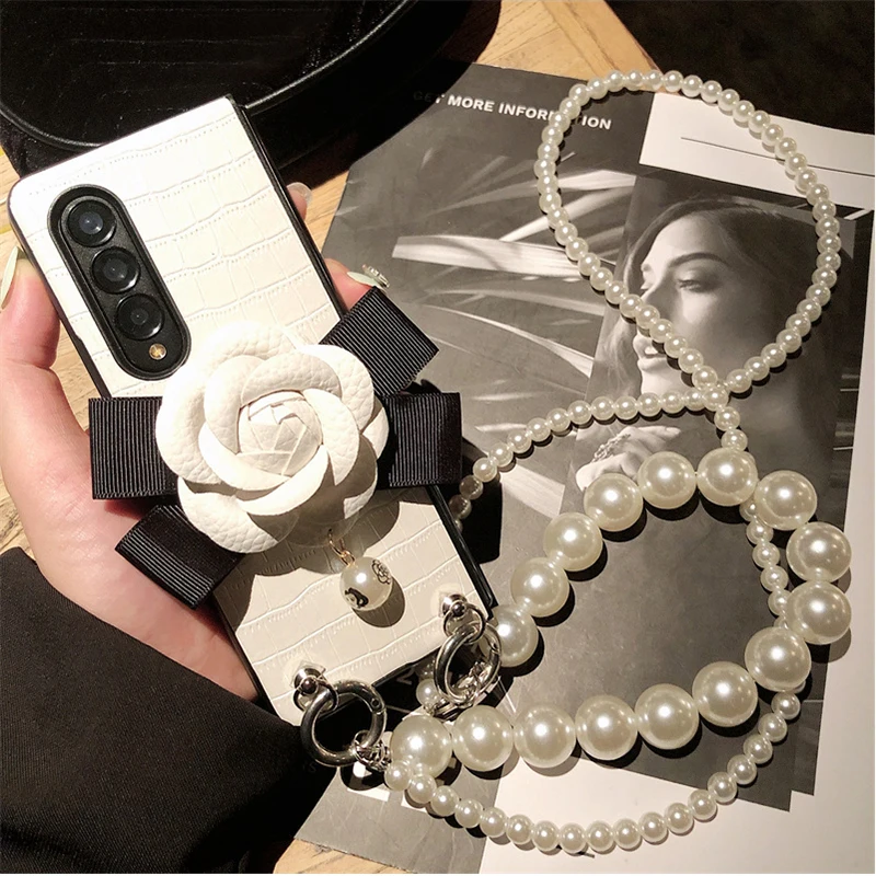 

3D Leather Camellia Phone Case For Samsung Galaxy Z Fold 3 5G Crossbody Pearl Chain Bracelet PU Leather Alligator Pattern Cover