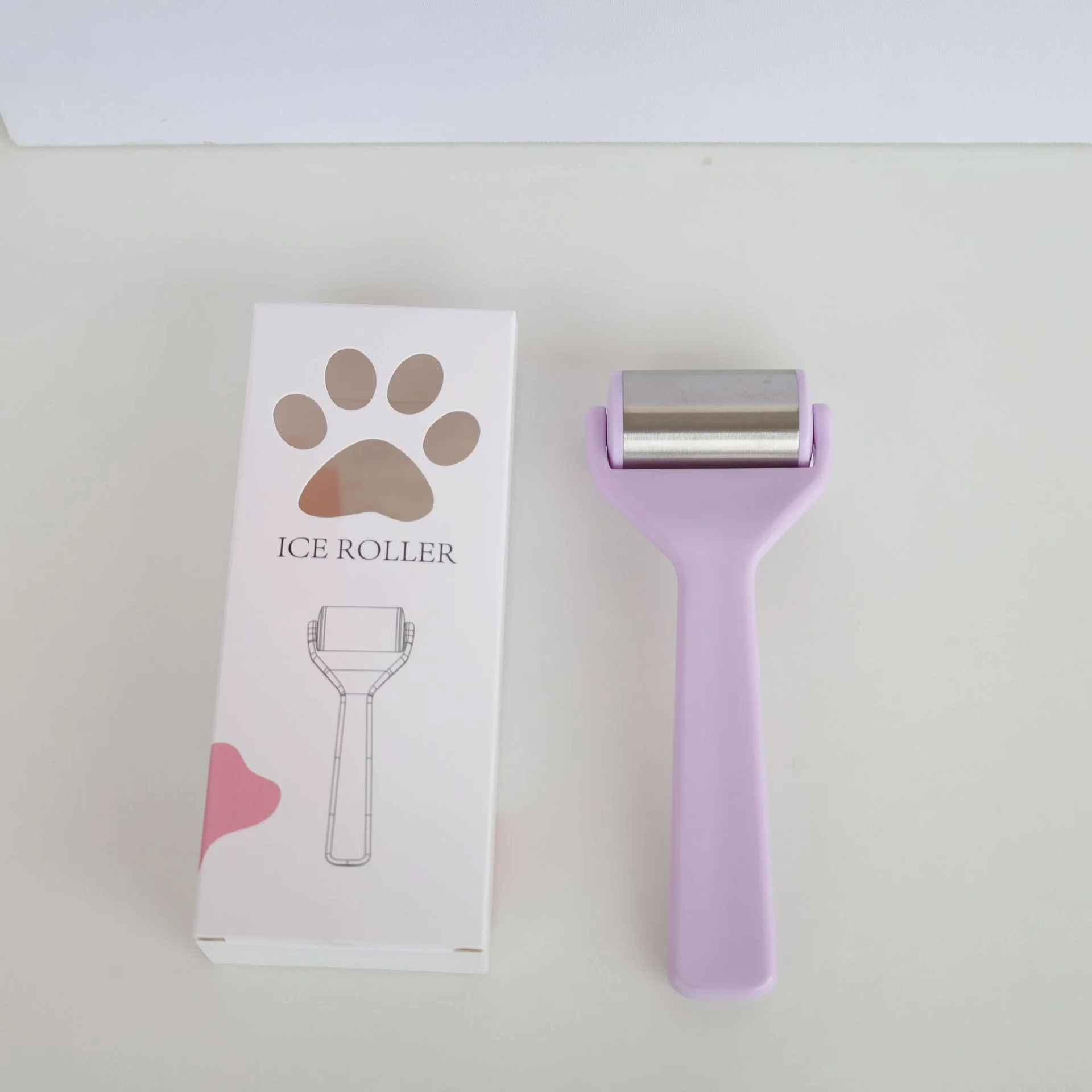 Revitalizing Ice Roller for Skin Rejuvenation and Anti-Aging Therapy