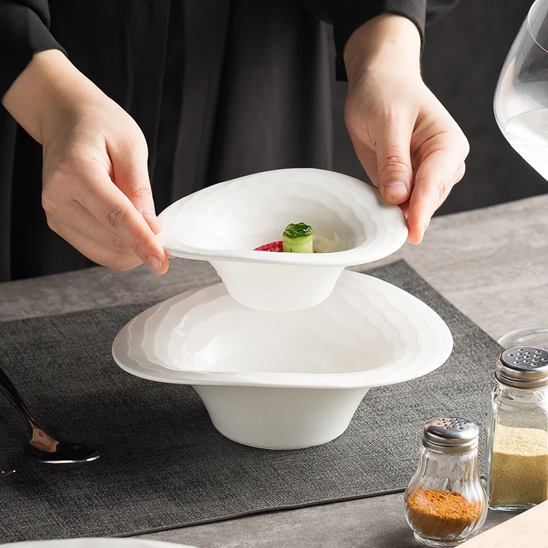 

Simple Ceramic Irregular Fruit Bowl Restaurant Ceramic Instant Noodle Bowl Korean Ins Style White Porcelain Tableware Soup Bowl