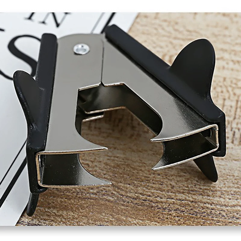 1pcs Portable Staple Remover Less Effort Nail Puller Stapler Nail Clip Tool for Office Binding Supplies Home School Stationery staple remover