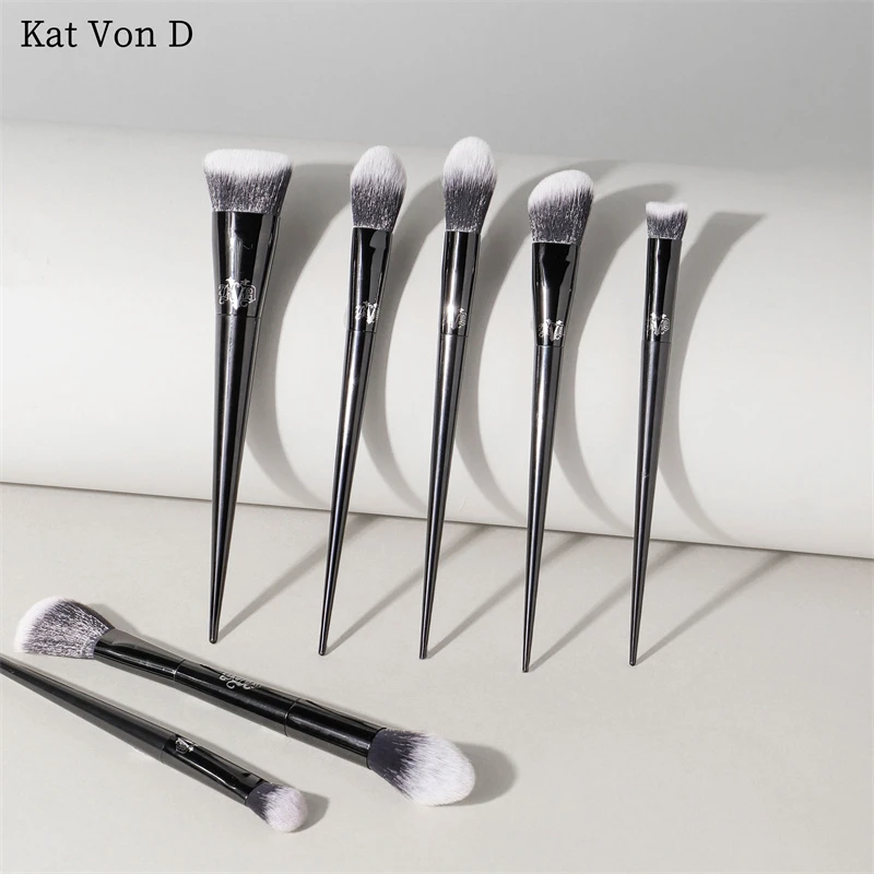 KVD Makeup Brush Foundation Blush Highlight Concealer Powder Sculpting