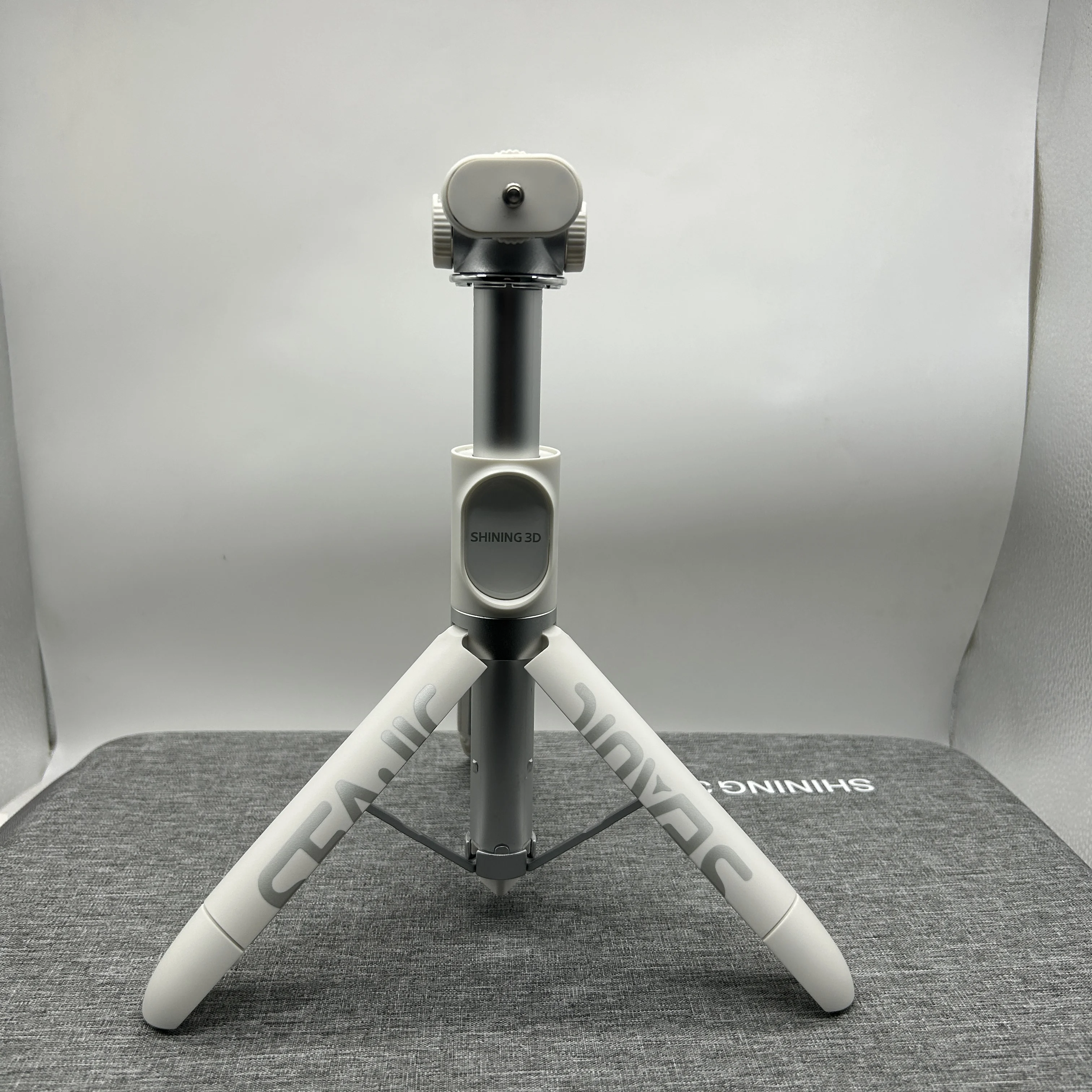 Рисунок 3 - Сияющий 3D новый стоматологический