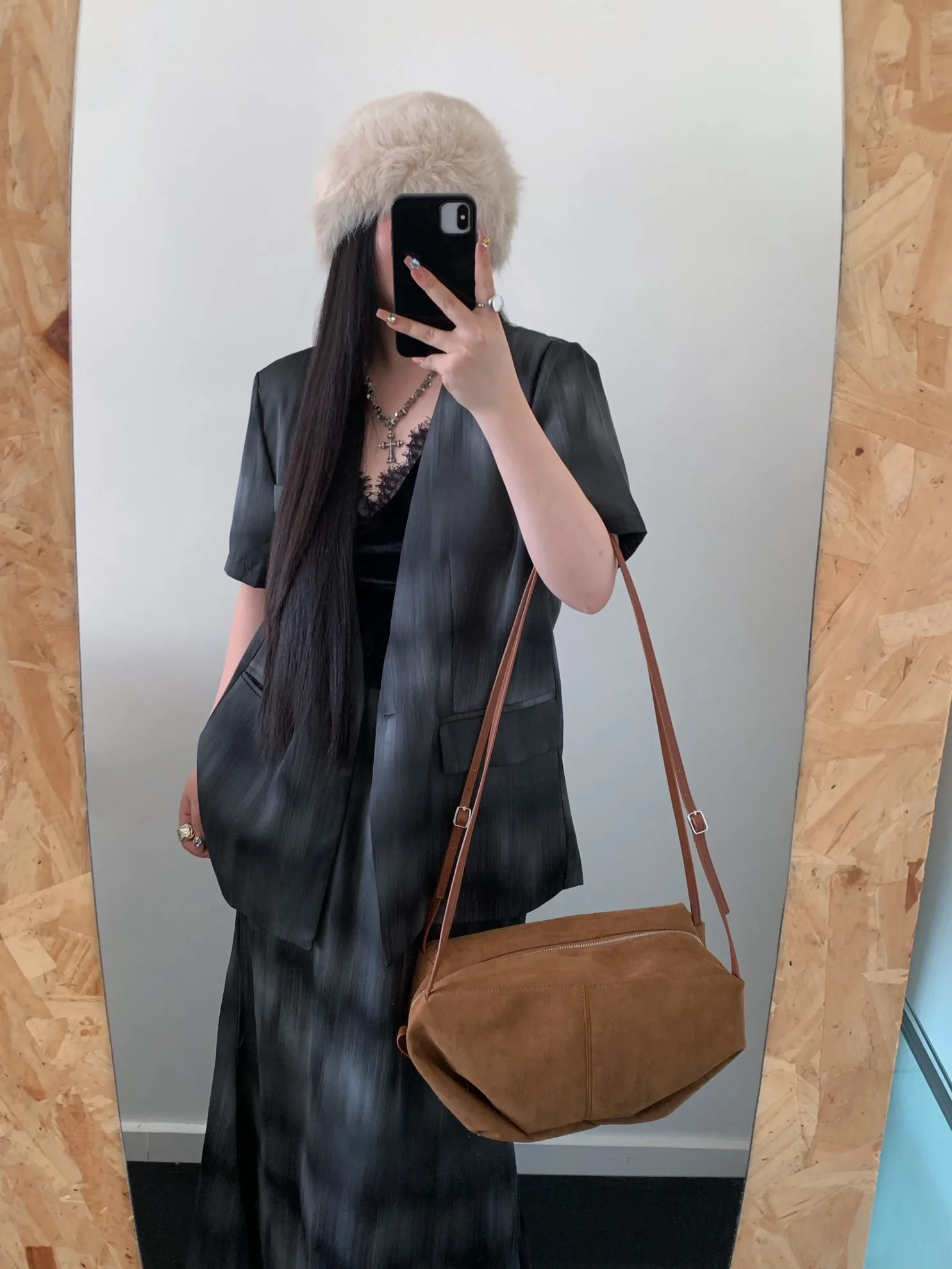 2025 New Vintage Frosted Feel Single Shoulder Tote Bag Korean Style Versatile Large Capacity Commuting Crossbody Women's Bag