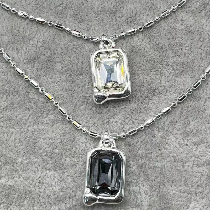 

2023 UNOde50 Spain Hot Selling High Quality Two Tone Gem Women's Fashion Necklace Romantic Jewelry Gift