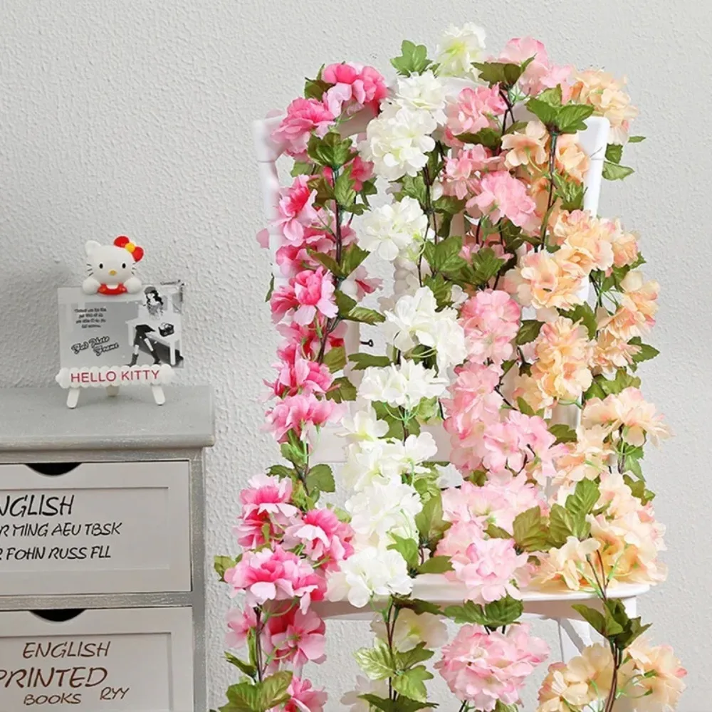 Guirlande de fleurs artificielles de cerisier à 135 têtes, en rotin, pour décoration murale, plafond, mariage et fête à la maison 1