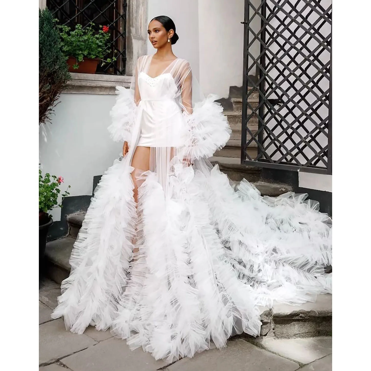 

Luxury Ruffle Tulle Photography Props Dress White 2 Pieces Slip Dress for Photoshoot Women Robes Bathrobe Sleepwear with Slip