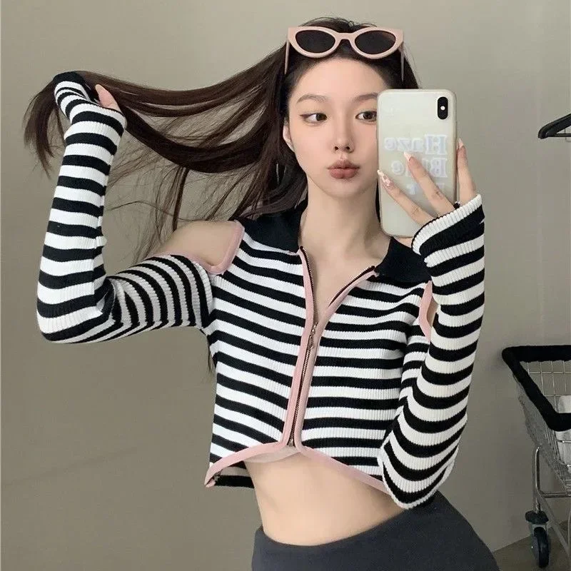여성용 오프 숄더 니트 가디건 탑, 슬림 폴로 칼라, 긴팔 스트라이프 대비 짧은 티셔츠, 핫 걸, 가을 신상