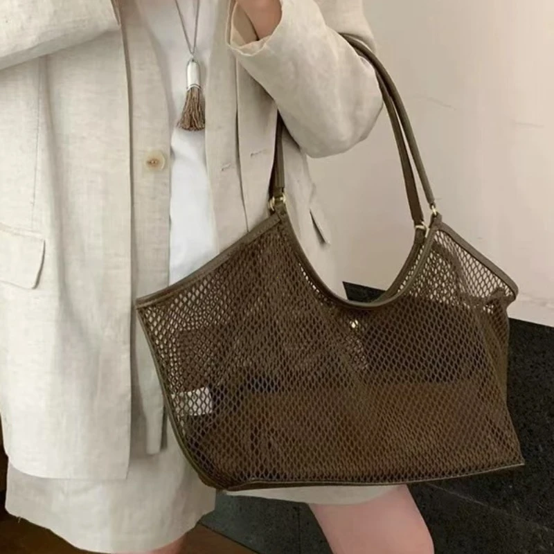 NEW PU Leather Wing Tote Bag Roomy Cluth Bag Large Capacity Buckle Woman Luxury Designer Travel Shoulder Bags Shopper Handbag