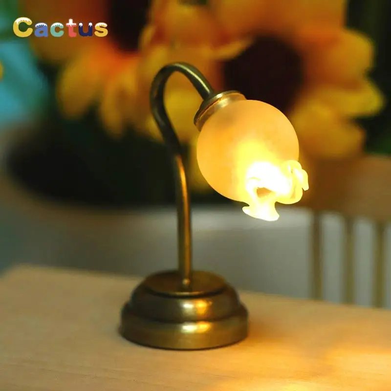 Adorable Miniature Rose Wall Light For Dollhouses - Gold Base Battery LED Lamp For Realistic Room Decor