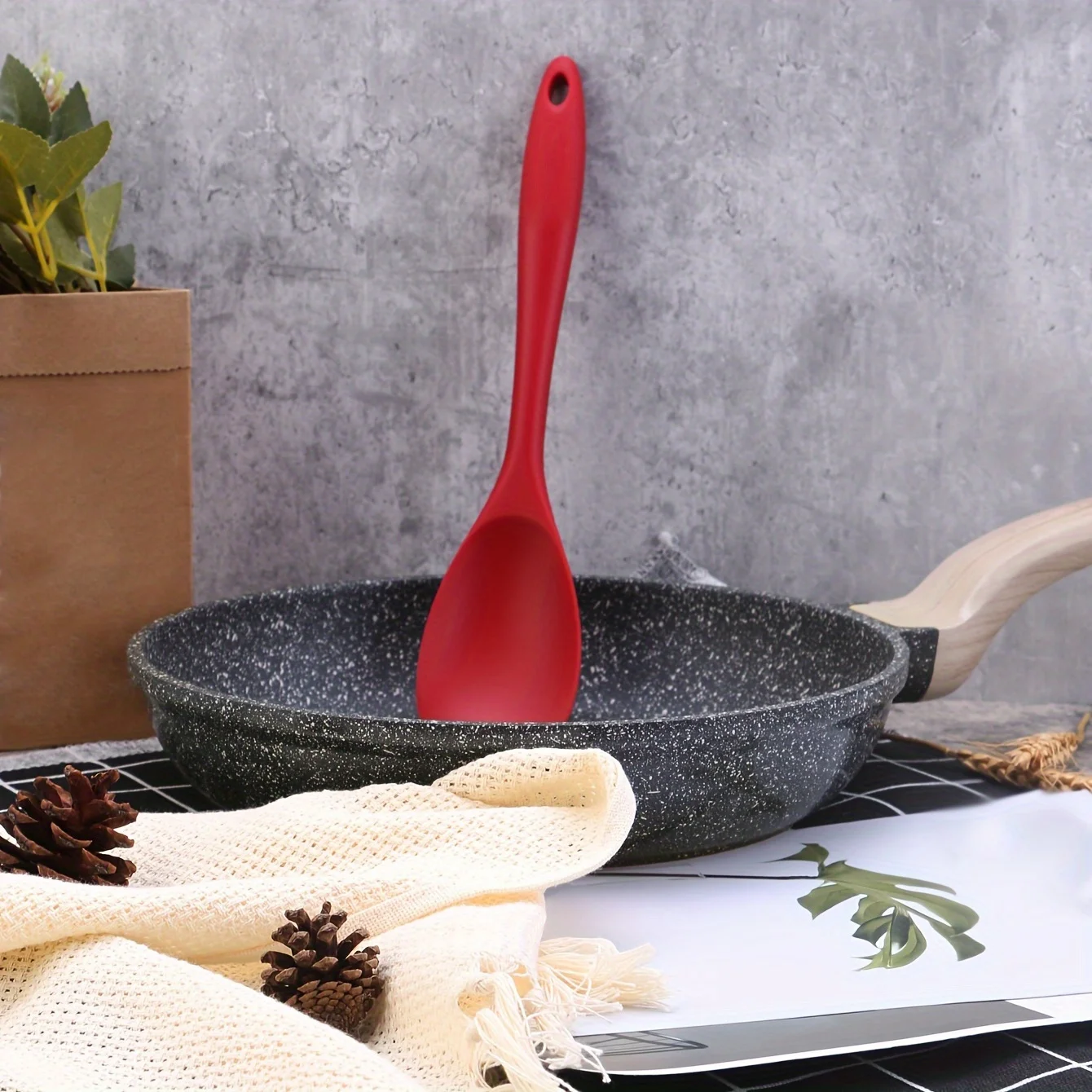 Description Picture 4 of item1pc Silicone Spatula Spoon, Baking Tools, Stirring Spatula, Salad Spoon, Heat-Resistant, Non-Stick Cookware for Your Kitchen!