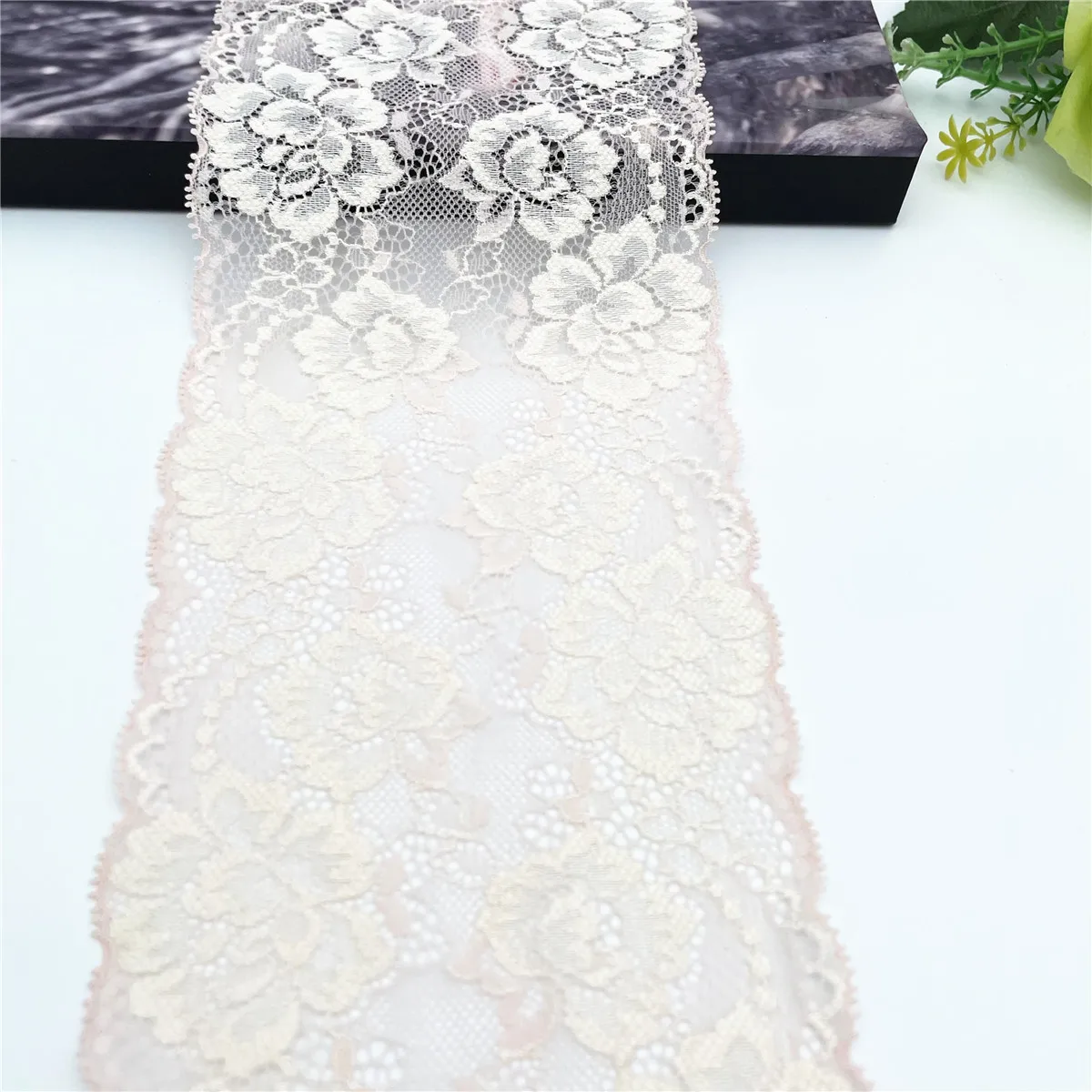 3y/lot 12cm Pale Pink Floral Elastic Lace Trims 5