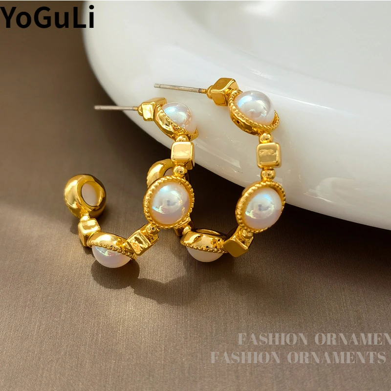 

Fashion Jewelry Elegant Temperament Hoop Simulated Pearl Earrings For Women Wedding Gifts Hot Sale Accessories