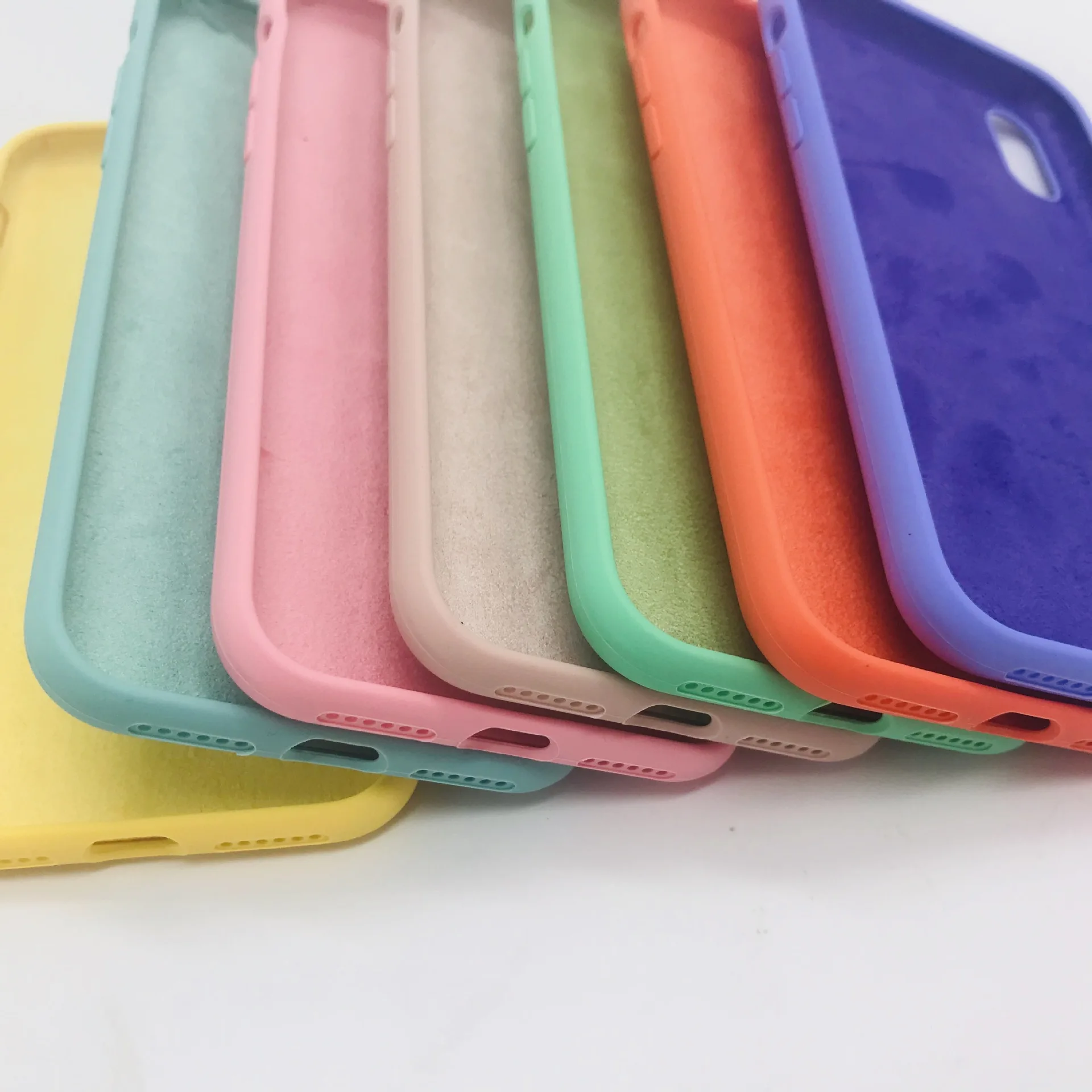 

50 pcs/lot Liquid Silicone Soft Cover For Phone 14 13 11 12 Pro X XR XS Max Shockproof Phone Case