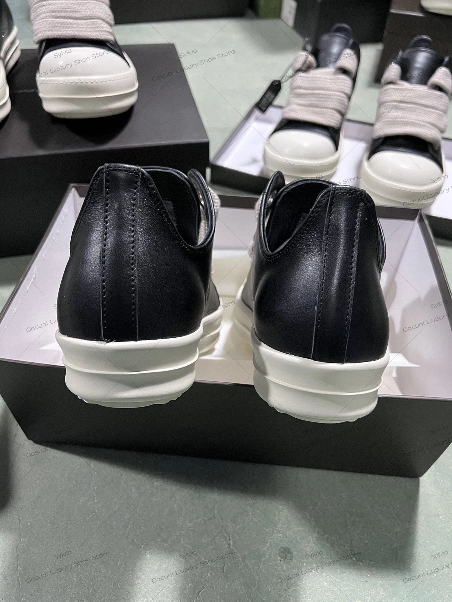 Brand Classic Design Retro Thick Shoelaces Black Cowhide Leather O-wen Men Shoe Lace-up Low Top Casual Women Street Flat Sneaker 2