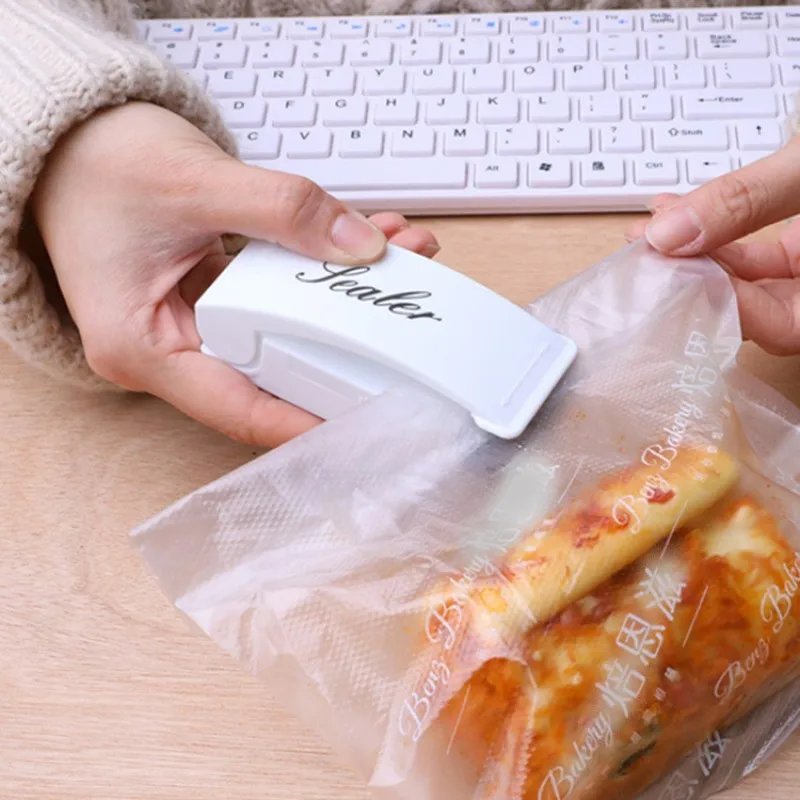 

Plastic Heat Bag Sealer Food Packaging Sealing Machine Portable Snack Bag Sealing Clip Kitchen Storage Accessories Home Gadgets