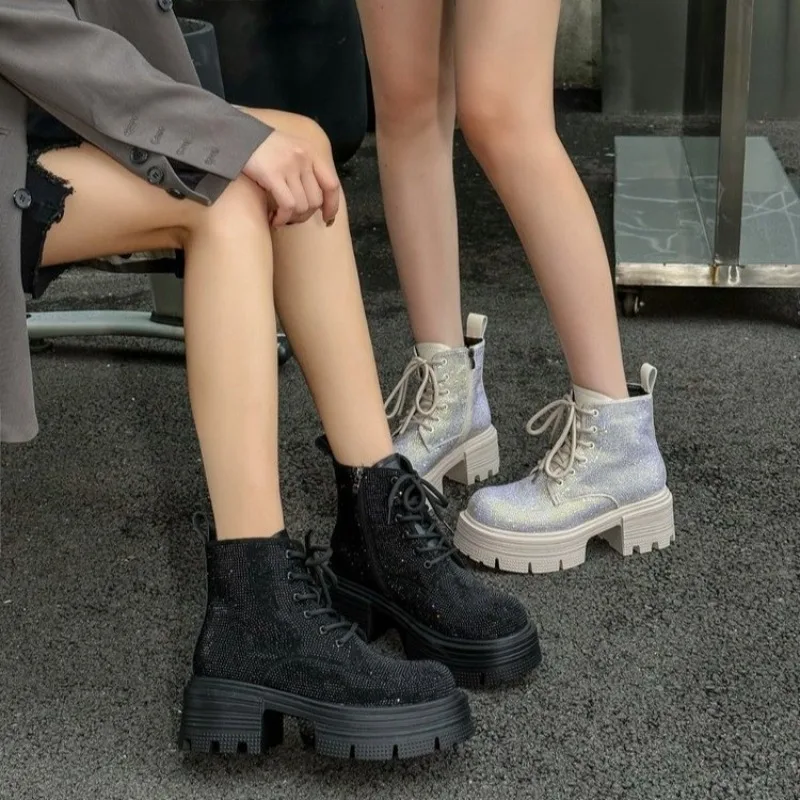 

Ботинки-мартинсы женские на толстом каблуке, осень/зима, 2023