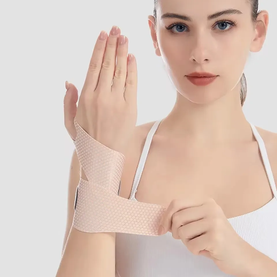 1Pcs Adjustable Ultra Thin Wrist Strap Breathable Wrist Support for Gym Exercise Arthritis Tendonitis Sprains Pain Relief for wrist brace wrist guard wrist straps wrist support