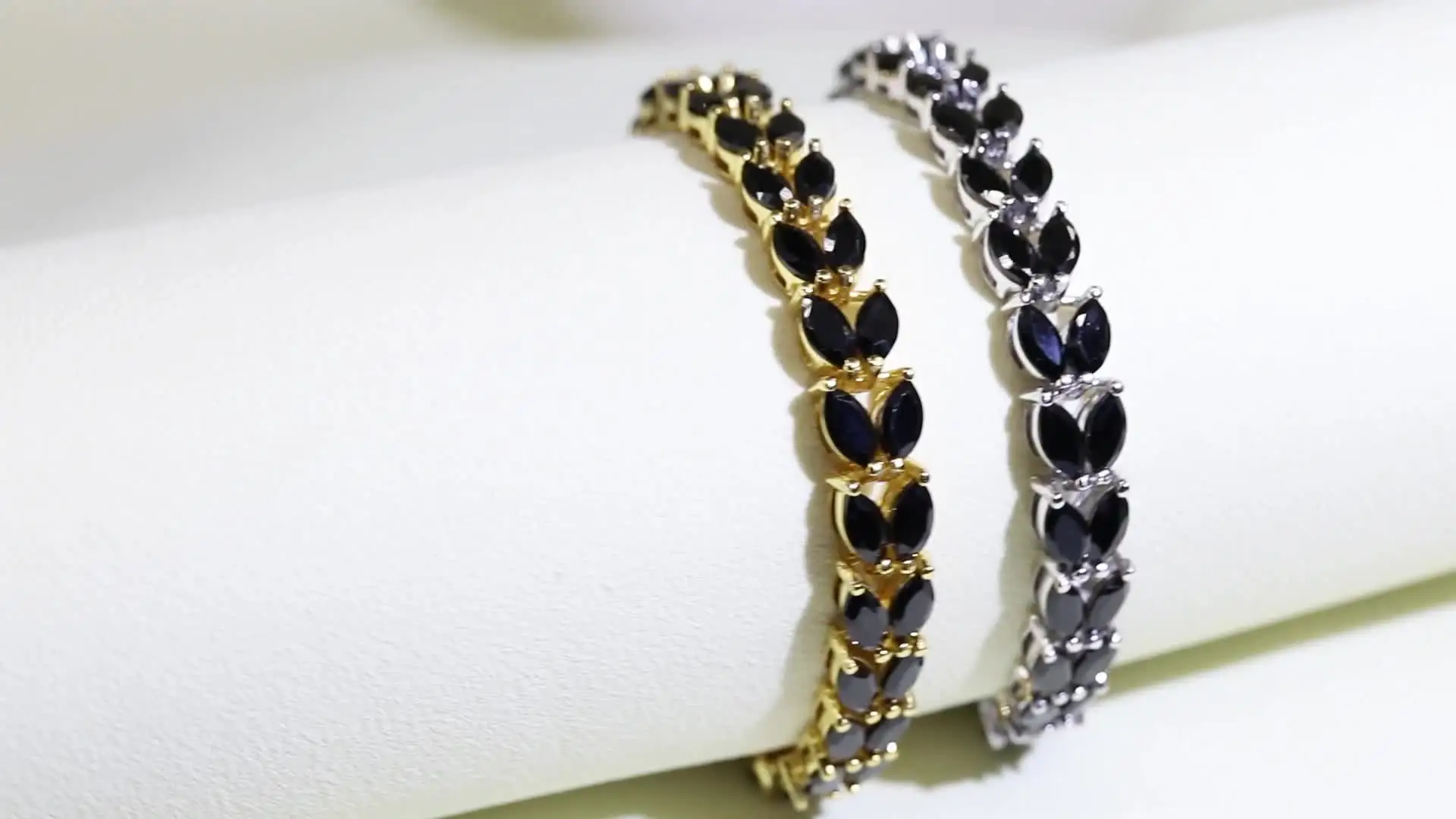 ★BLACKPURPLE★送料込み★韓国★人気★Luminary Slim Bracelet Bracelet - BLACKPURPLE_USD