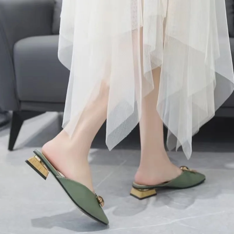 2022 donne muli donna pantofole comode signore eleganti diapositive Casual scarpe solide classiche femminili scarpe da spiaggia per le vacanze delle donne
